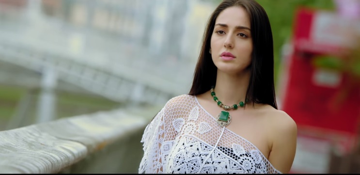 farah-karimi-teraa-surroor